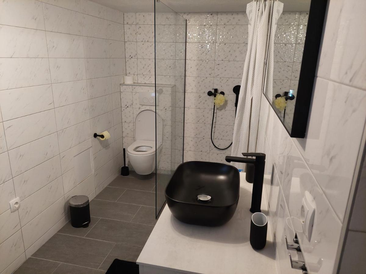 Apartmani Gojevic ヴォディツェ エクステリア 写真
